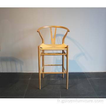 Tabouret de bar à wishbone moderne